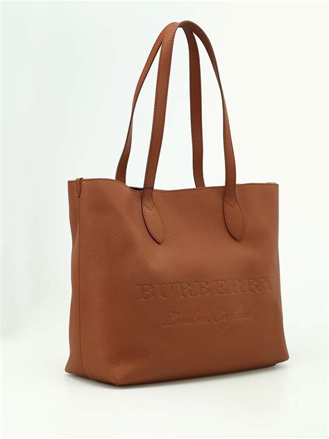 shopper burberry in tessuto|Women’s Designer Tote Bags .